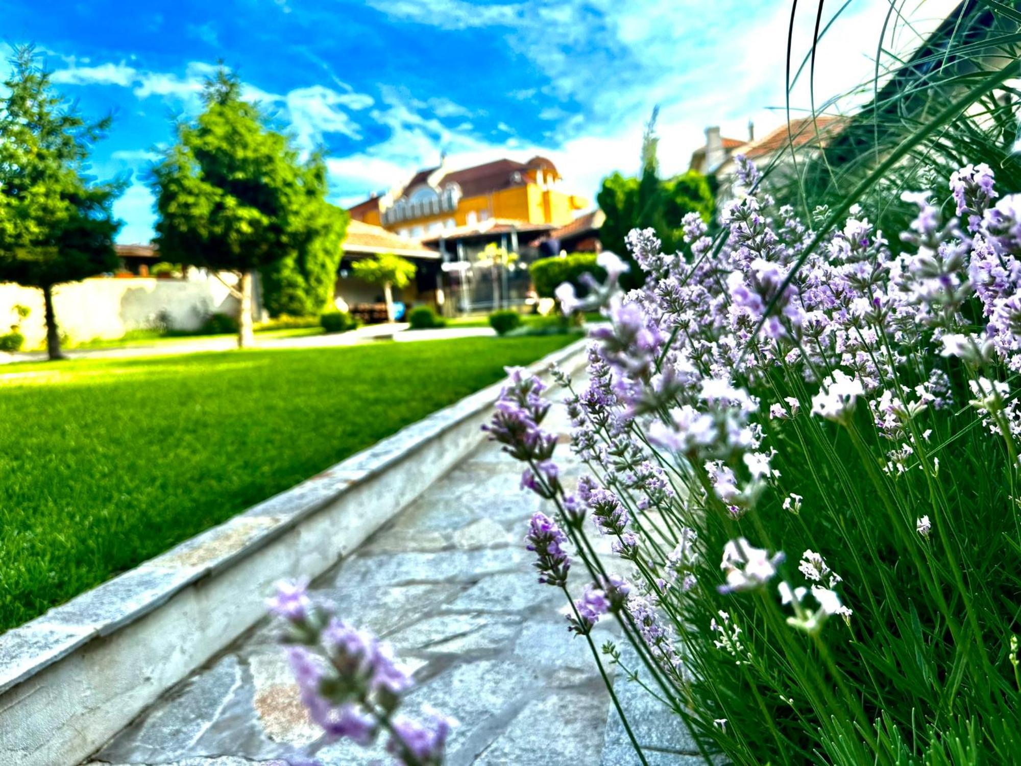 Guestrooms Stoyanovi Chernomorets Exterior photo