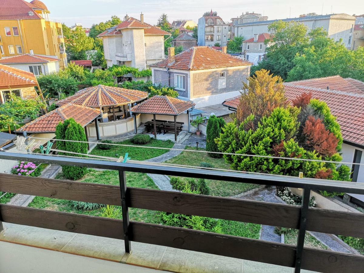 Guestrooms Stoyanovi Chernomorets Exterior photo
