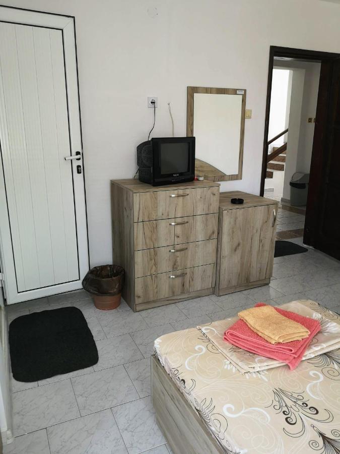 Guestrooms Stoyanovi Chernomorets Exterior photo